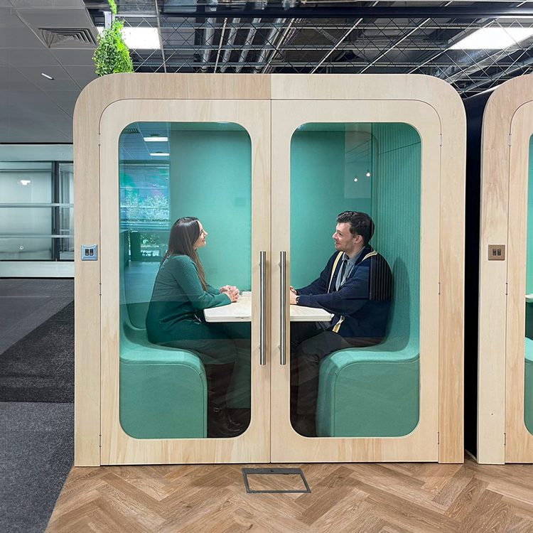 Soundproof Meeting Rooms & Office Pods