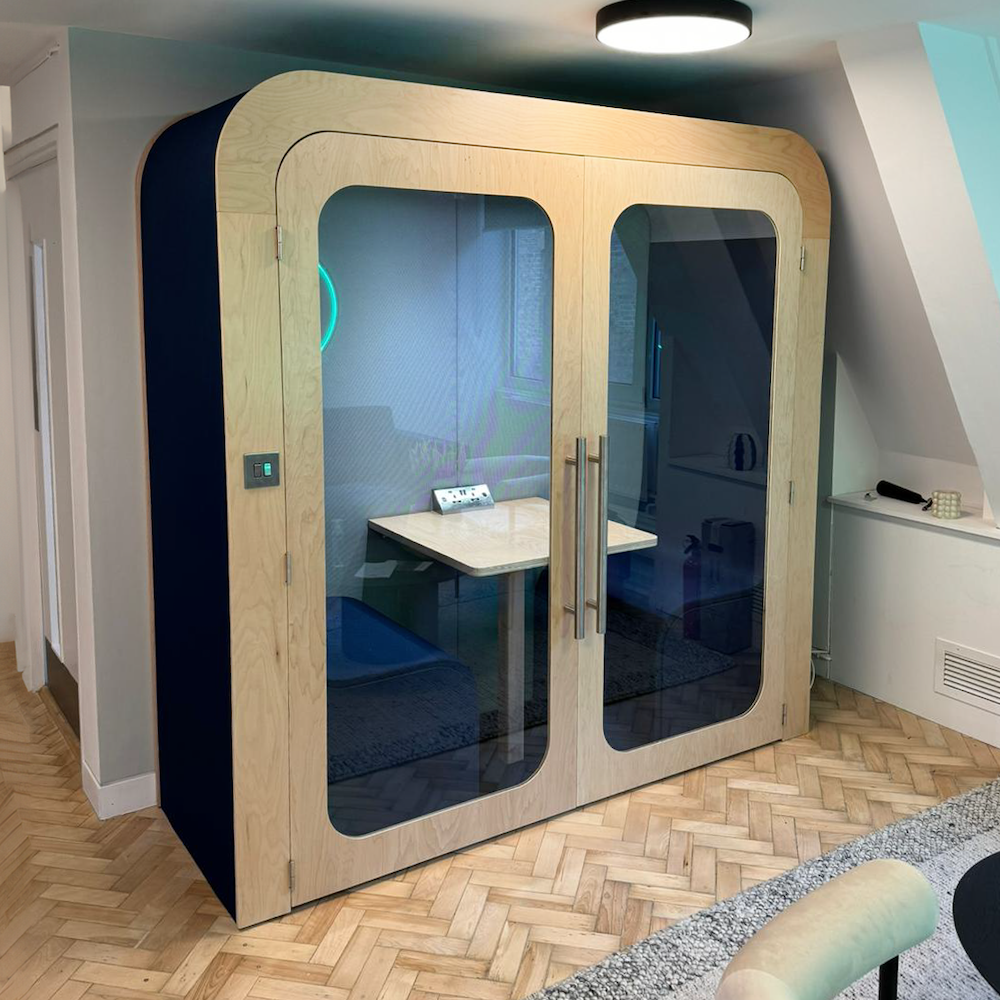 Double Soundproof Meeting Pod