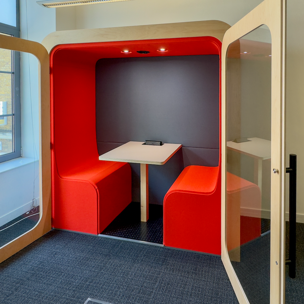 Double Soundproof Meeting Pod