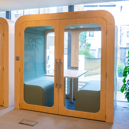 Four Person Soundproof Meeting Booth