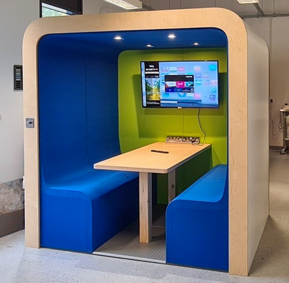 Four Person Soundproof Meeting Booth