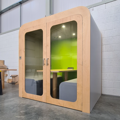 Four Person Soundproof Meeting Booth