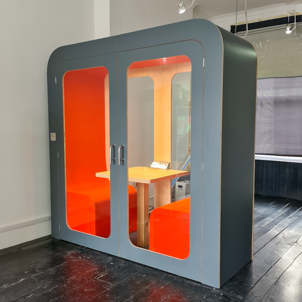 Double Soundproof Meeting Pod