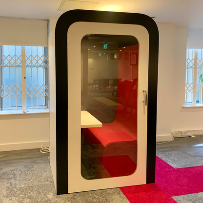 Single Soundproof Office Pod