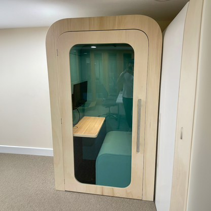 Single Soundproof Office Pod