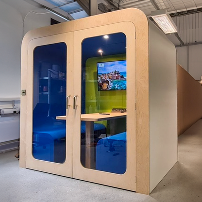 Four Person Soundproof Meeting Booth