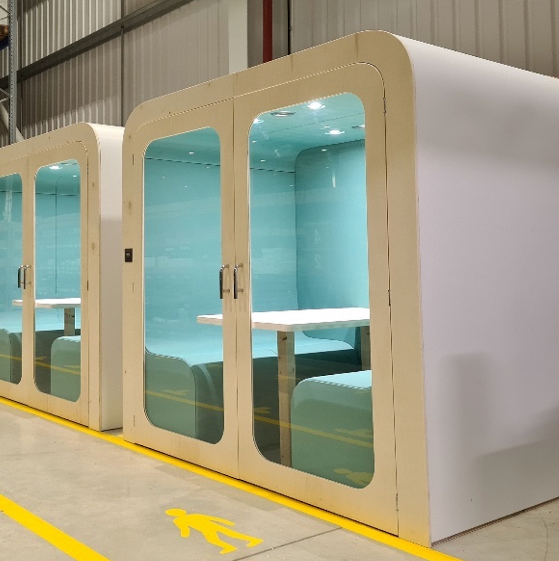 Four Person Soundproof Meeting Booth